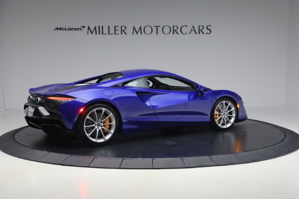 Used 2024 McLaren Artura Vision for sale $197,900 at Bugatti of Greenwich in Greenwich CT 06830 8