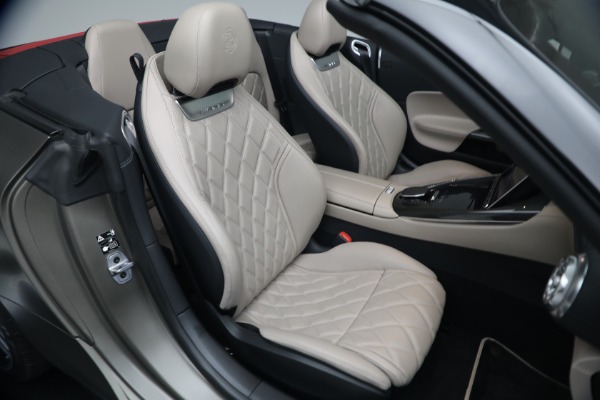 Used 2025 Mercedes-Benz SL-Class AMG SL 63 S E Performance for sale Sold at Bugatti of Greenwich in Greenwich CT 06830 18