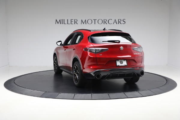 New 2025 Alfa Romeo Stelvio Intensa for sale $58,445 at Bugatti of Greenwich in Greenwich CT 06830 4