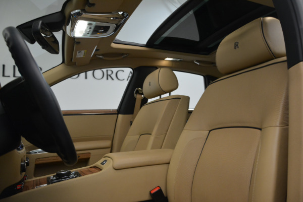 Used 2014 Rolls-Royce Ghost V-Spec for sale Sold at Bugatti of Greenwich in Greenwich CT 06830 22