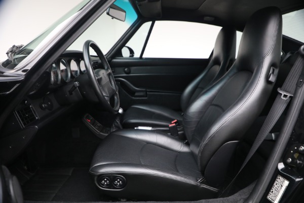Used 1997 Porsche 911 Carrera for sale $275,900 at Bugatti of Greenwich in Greenwich CT 06830 14