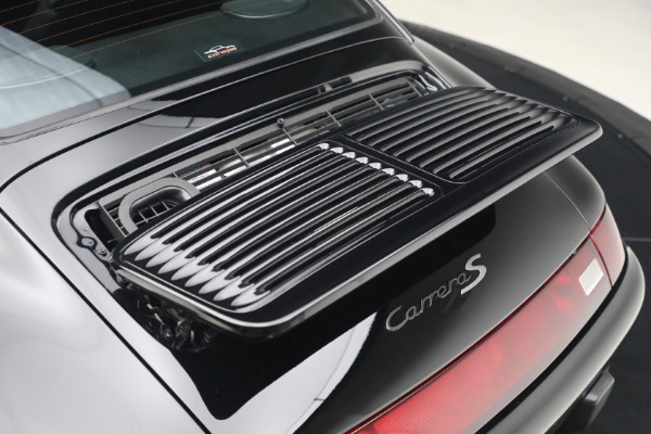 Used 1997 Porsche 911 Carrera for sale $275,900 at Bugatti of Greenwich in Greenwich CT 06830 24