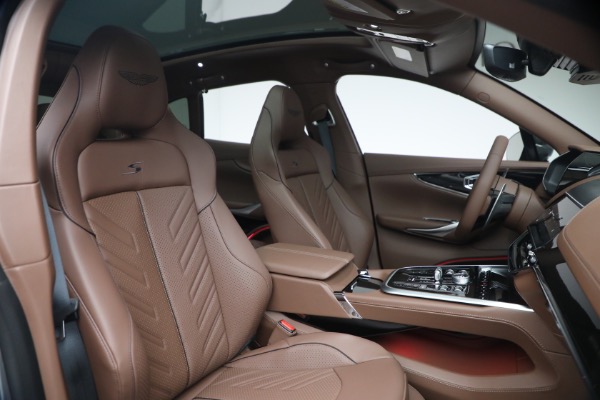 Used 2026 Aston Martin DBX S for sale $274,900 at Bugatti of Greenwich in Greenwich CT 06830 17