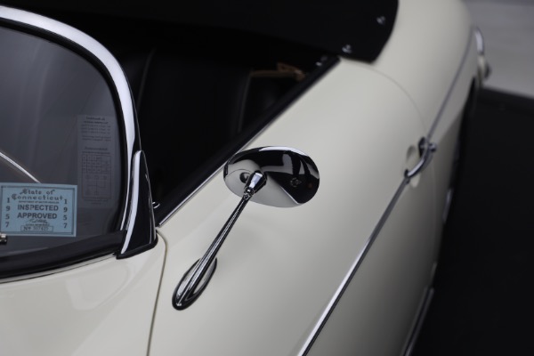 Used 1957 Porsche 356 Speedster 1600 Super for sale $434,900 at Bugatti of Greenwich in Greenwich CT 06830 24