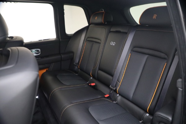 Used 2026 Rolls-Royce Black Badge Cullinan for sale $515,900 at Bugatti of Greenwich in Greenwich CT 06830 23