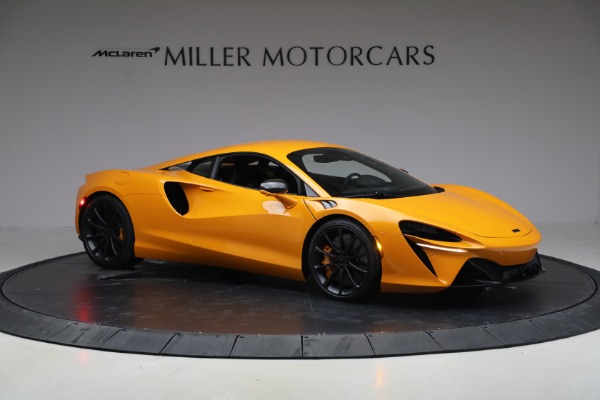 New 2026 McLaren Artura TechLux for sale $314,250 at Bugatti of Greenwich in Greenwich CT 06830 10