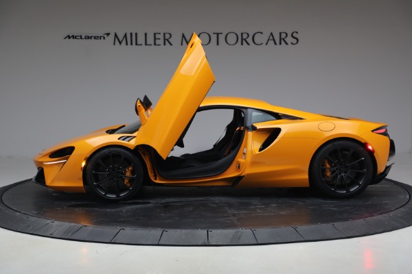 New 2026 McLaren Artura TechLux for sale $314,250 at Bugatti of Greenwich in Greenwich CT 06830 15