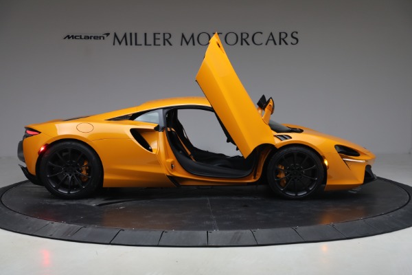 New 2026 McLaren Artura TechLux for sale $314,250 at Bugatti of Greenwich in Greenwich CT 06830 18