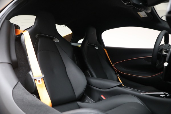 New 2026 McLaren Artura TechLux for sale $314,250 at Bugatti of Greenwich in Greenwich CT 06830 26