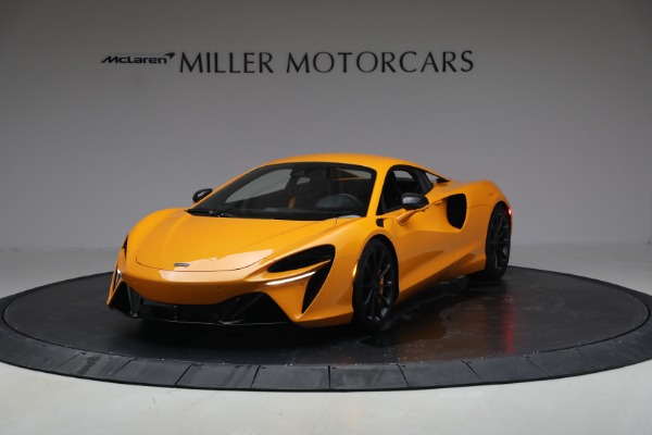 New 2026 McLaren Artura TechLux for sale $314,250 at Bugatti of Greenwich in Greenwich CT 06830 1