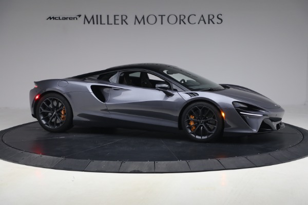 Used 2024 McLaren Artura Performance for sale $191,900 at Bugatti of Greenwich in Greenwich CT 06830 10