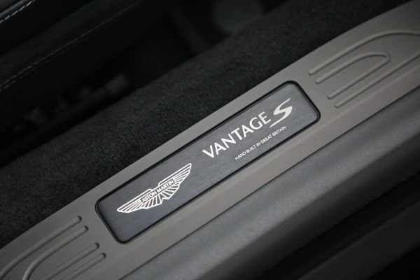 New 2026 Aston Martin Vantage S for sale $265,300 at Bugatti of Greenwich in Greenwich CT 06830 22