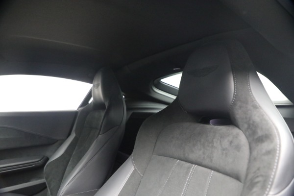 Used 2025 Aston Martin Vantage for sale $192,900 at Bugatti of Greenwich in Greenwich CT 06830 13