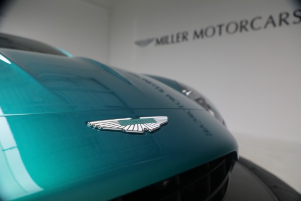 Used 2025 Aston Martin Vantage for sale $192,900 at Bugatti of Greenwich in Greenwich CT 06830 27
