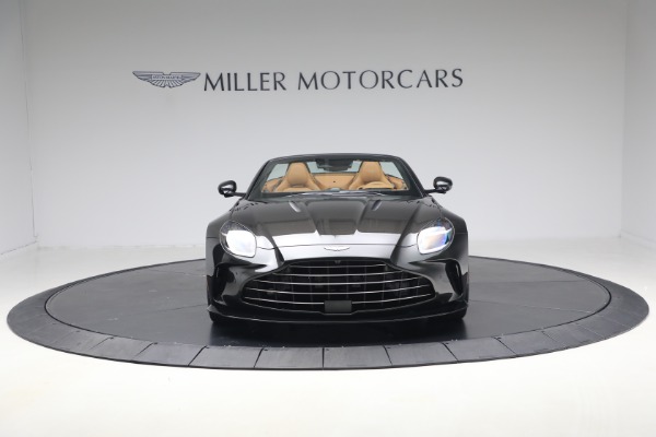 New 2026 Aston Martin Vantage Roadster for sale $265,600 at Bugatti of Greenwich in Greenwich CT 06830 24