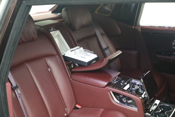 Used 2018 Rolls-Royce Phantom EWB for sale $309,900 at Bugatti of Greenwich in Greenwich CT 06830 26