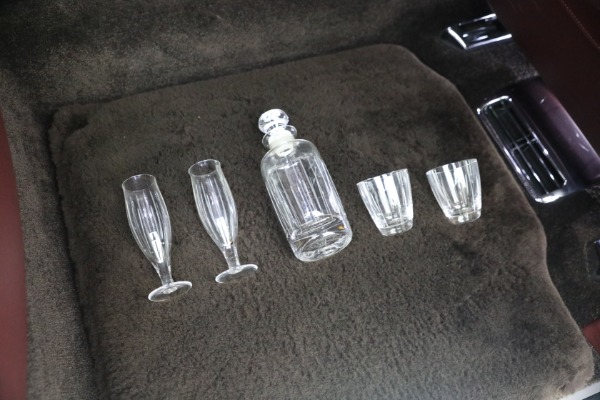 Used 2018 Rolls-Royce Phantom EWB for sale $309,900 at Bugatti of Greenwich in Greenwich CT 06830 28