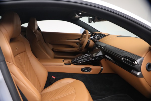 New 2026 Aston Martin Vantage S for sale $249,200 at Bugatti of Greenwich in Greenwich CT 06830 19