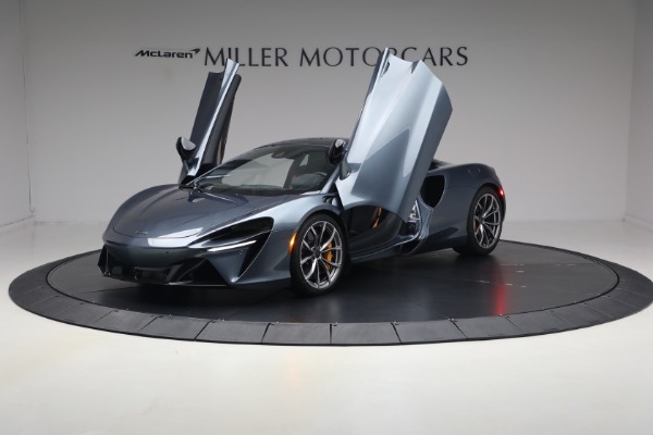 New 2026 McLaren Artura Performance for sale $305,700 at Bugatti of Greenwich in Greenwich CT 06830 13