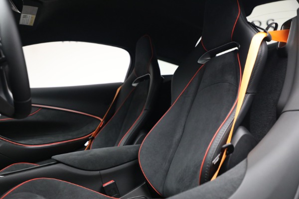 New 2026 McLaren Artura Performance for sale $305,700 at Bugatti of Greenwich in Greenwich CT 06830 20