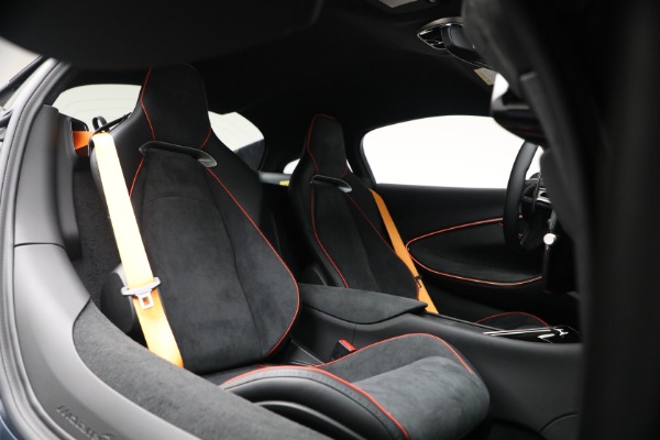 New 2026 McLaren Artura Performance for sale $305,700 at Bugatti of Greenwich in Greenwich CT 06830 23
