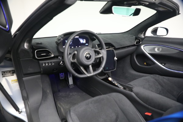 New 2026 McLaren Artura Spider Performance for sale $345,150 at Bugatti of Greenwich in Greenwich CT 06830 23