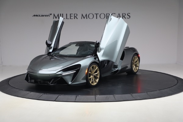 New 2026 McLaren Artura Spider Performance for sale $337,300 at Bugatti of Greenwich in Greenwich CT 06830 13