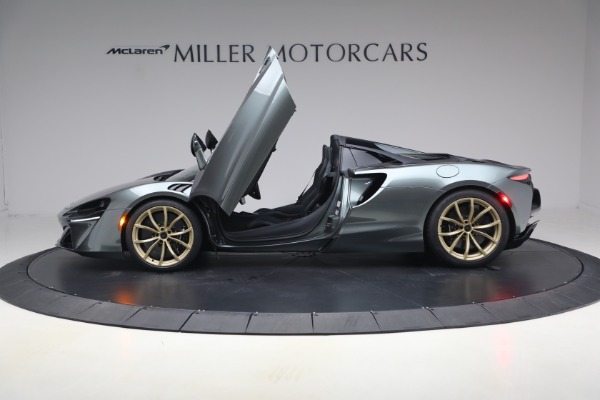 New 2026 McLaren Artura Spider Performance for sale $337,300 at Bugatti of Greenwich in Greenwich CT 06830 14