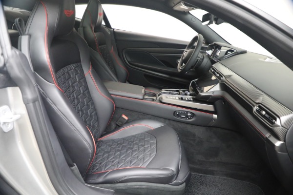 New 2026 Aston Martin Vanquish for sale $546,000 at Bugatti of Greenwich in Greenwich CT 06830 19
