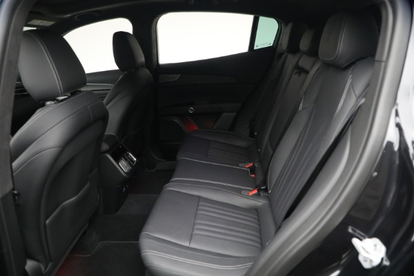 Used 2026 Maserati Grecale Modena V6 for sale $78,714 at Bugatti of Greenwich in Greenwich CT 06830 17