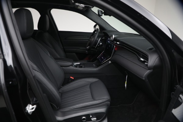 Used 2026 Maserati Grecale Modena V6 for sale $79,881 at Bugatti of Greenwich in Greenwich CT 06830 14