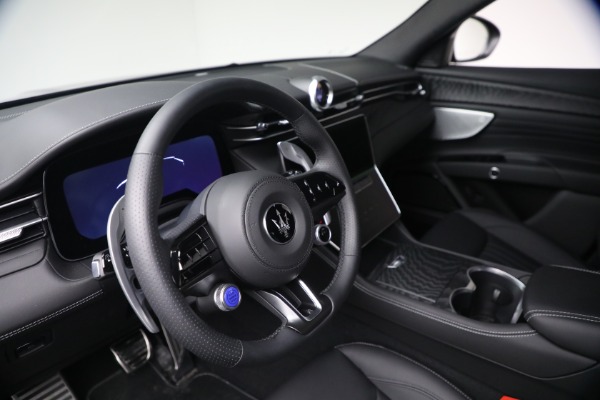 Used 2026 Maserati Grecale Modena V6 for sale $79,881 at Bugatti of Greenwich in Greenwich CT 06830 21