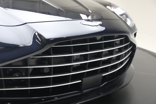 New 2026 Aston Martin Vantage Roadster for sale $260,900 at Bugatti of Greenwich in Greenwich CT 06830 26