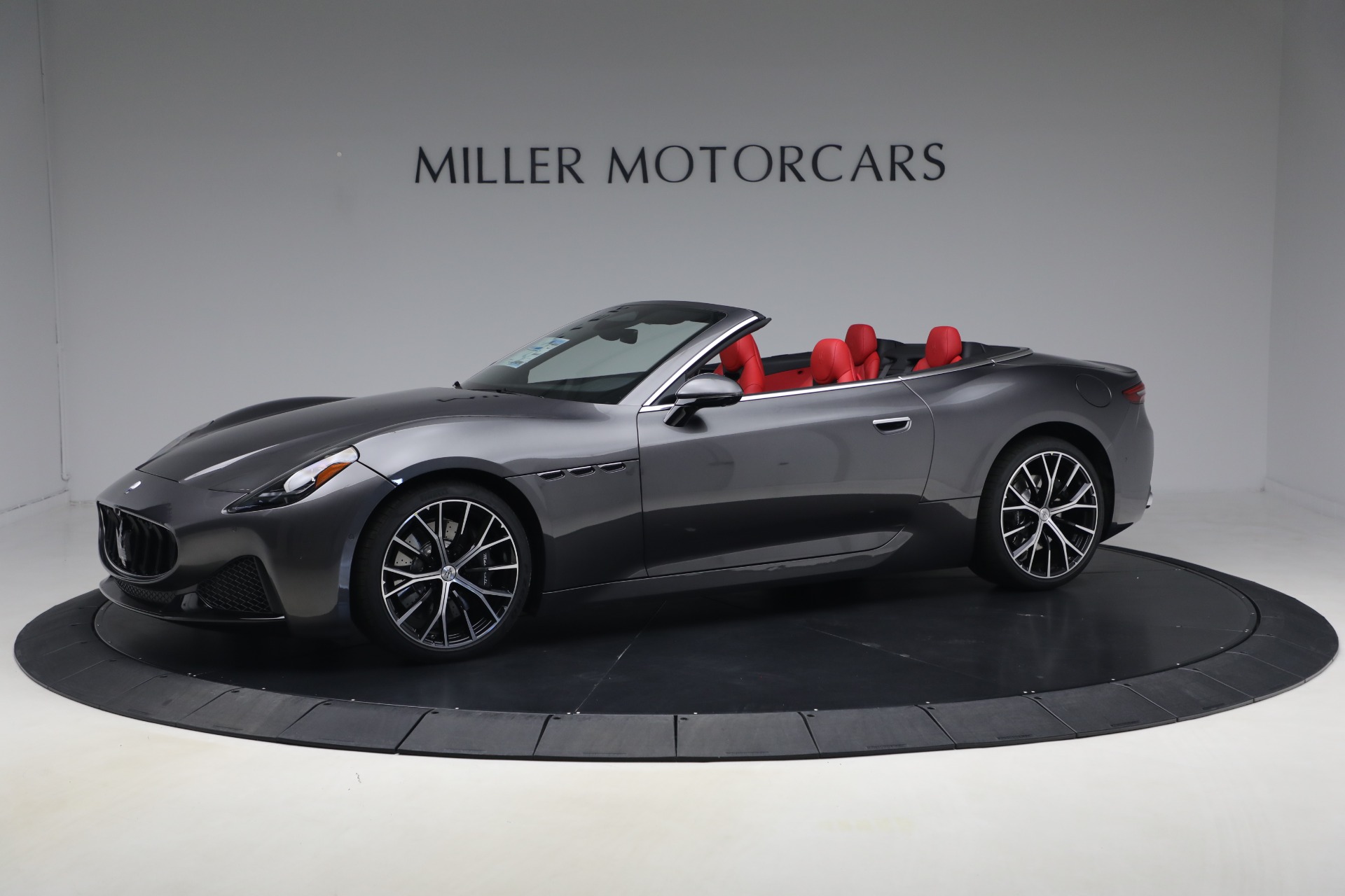 New 2026 Maserati GranCabrio Modena for sale $167,125 at Bugatti of Greenwich in Greenwich CT 06830 1