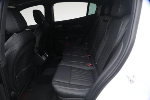 Used 2026 Maserati Grecale Modena for sale $80,555 at Bugatti of Greenwich in Greenwich CT 06830 18