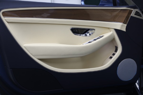 New 2026 Bentley Continental GTC for sale $357,195 at Bugatti of Greenwich in Greenwich CT 06830 26
