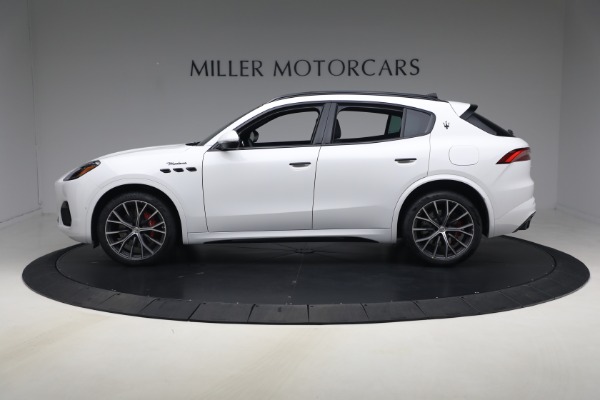 Used 2026 Maserati Grecale Modena for sale $81,370 at Bugatti of Greenwich in Greenwich CT 06830 3