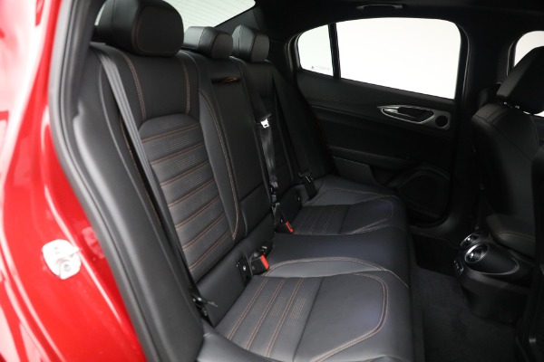 New 2025 Alfa Romeo Giulia Intensa for sale $54,575 at Bugatti of Greenwich in Greenwich CT 06830 19