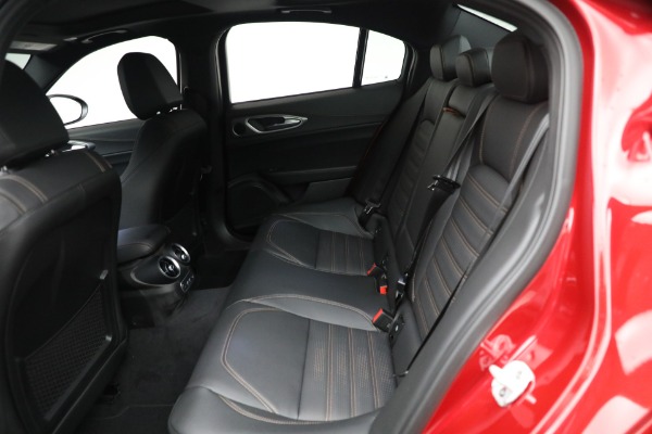 New 2025 Alfa Romeo Giulia Intensa for sale $54,575 at Bugatti of Greenwich in Greenwich CT 06830 20