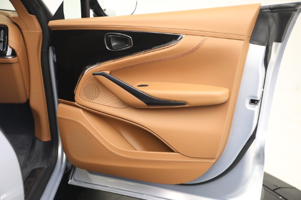 New 2026 Aston Martin DBX 707 for sale $290,200 at Bugatti of Greenwich in Greenwich CT 06830 28