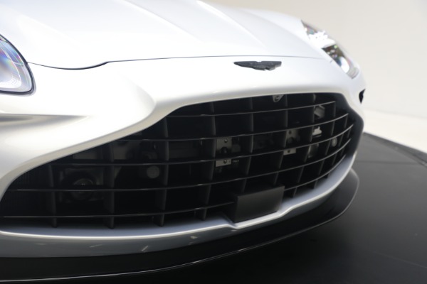 New 2026 Aston Martin Vantage Roadster for sale $274,300 at Bugatti of Greenwich in Greenwich CT 06830 26