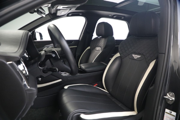 Used 2022 Bentley Bentayga Speed for sale $165,900 at Bugatti of Greenwich in Greenwich CT 06830 17