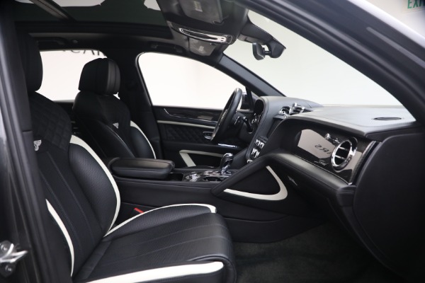 Used 2022 Bentley Bentayga Speed for sale $165,900 at Bugatti of Greenwich in Greenwich CT 06830 23