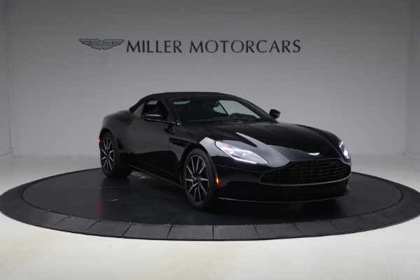 Used 2020 Aston Martin DB11 Volante for sale $121,900 at Bugatti of Greenwich in Greenwich CT 06830 23