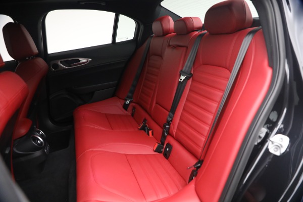 New 2026 Alfa Romeo Giulia VELOCE for sale $58,615 at Bugatti of Greenwich in Greenwich CT 06830 17