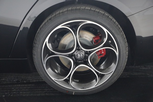 New 2026 Alfa Romeo Giulia VELOCE for sale $58,615 at Bugatti of Greenwich in Greenwich CT 06830 25