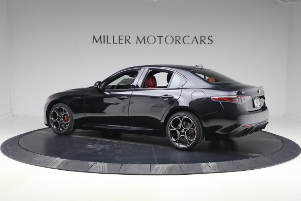 New 2026 Alfa Romeo Giulia VELOCE for sale $58,615 at Bugatti of Greenwich in Greenwich CT 06830 4