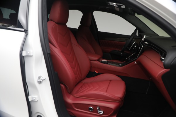 New 2026 Maserati Grecale Modena for sale $99,195 at Bugatti of Greenwich in Greenwich CT 06830 16