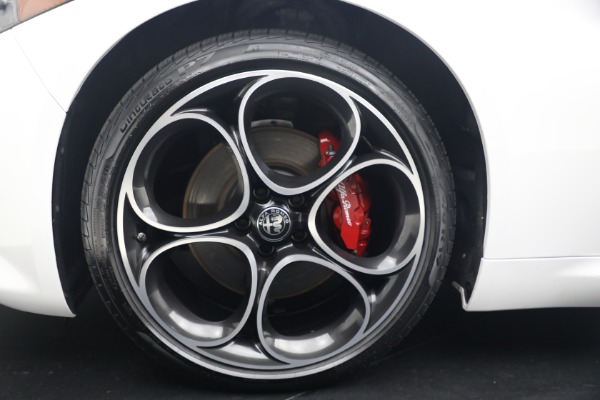 New 2026 Alfa Romeo Giulia for sale $43,000 at Bugatti of Greenwich in Greenwich CT 06830 25