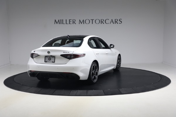 New 2026 Alfa Romeo Giulia for sale $43,000 at Bugatti of Greenwich in Greenwich CT 06830 8